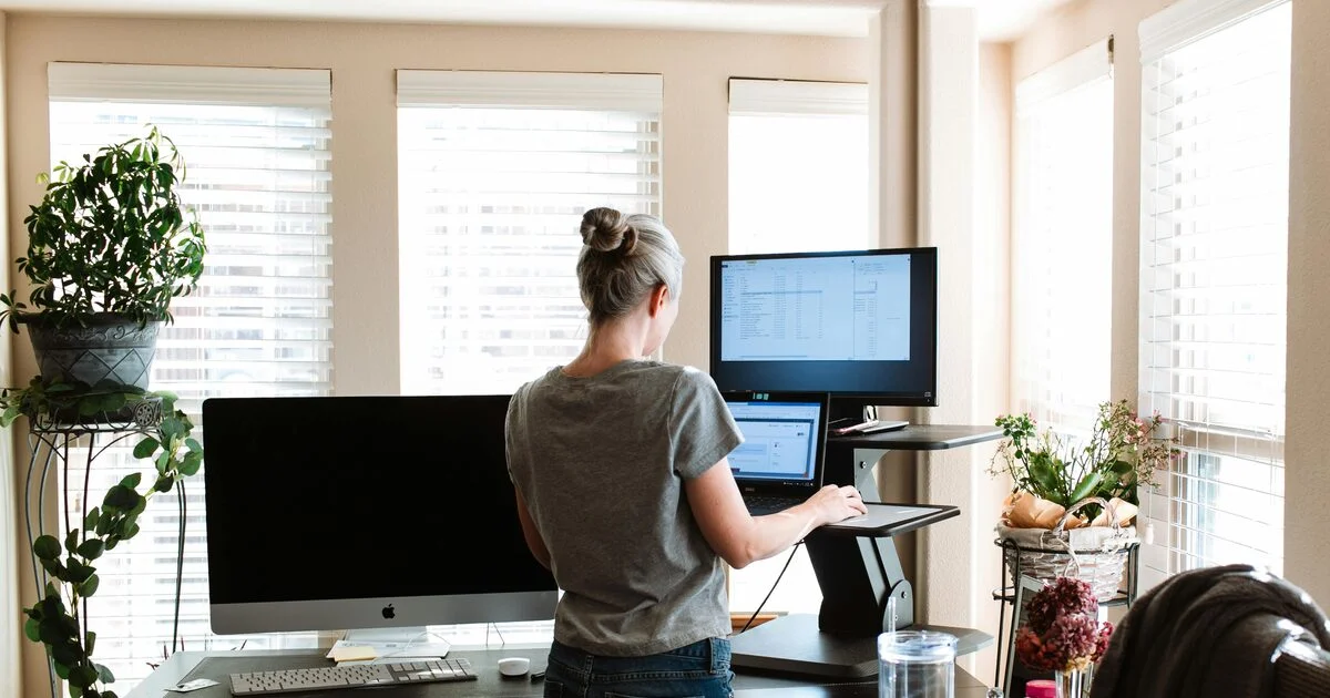 Ergonomie du poste de travail : confort, efficacité et santé du collaborateur